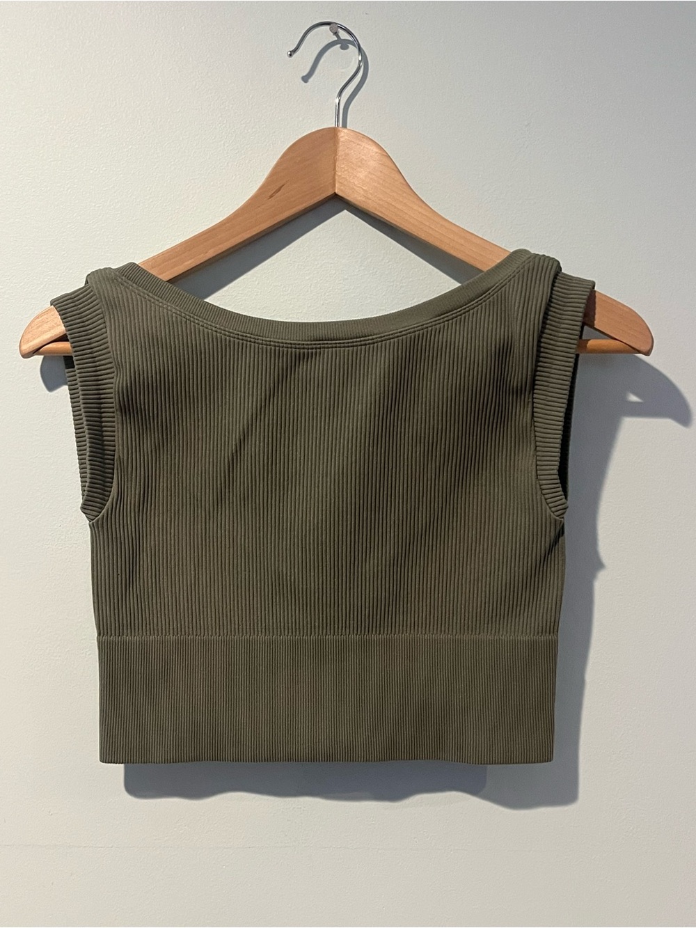 Offline by Aerie Women’s Green Light Ribbed Stretchy Crop Top, Size Small
